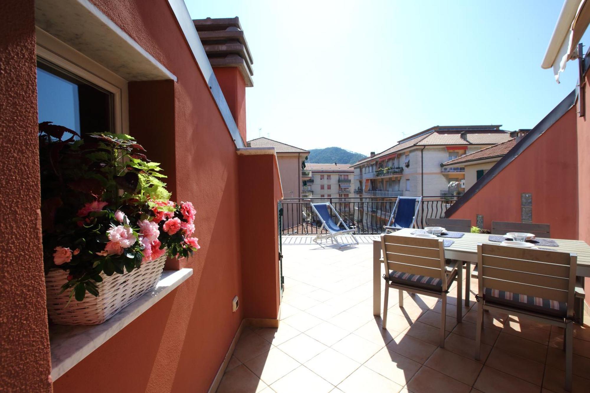 Апартаменты La Casa Al Mare Сестри-Леванте Экстерьер фото